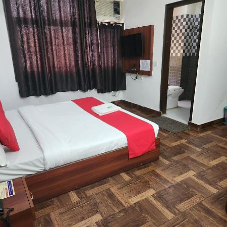 Hotel Cozy Cave New Delhi Luaran gambar