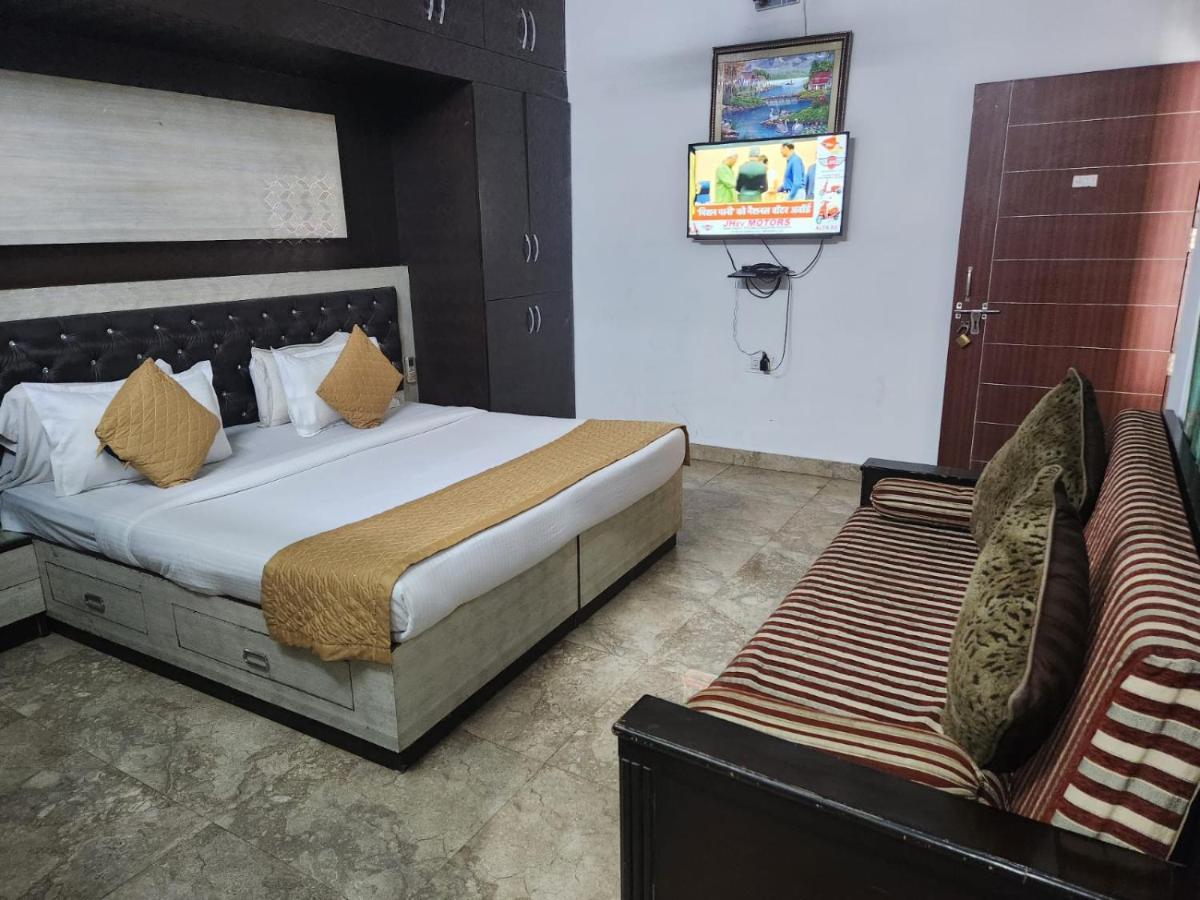 Hotel Cozy Cave New Delhi Luaran gambar